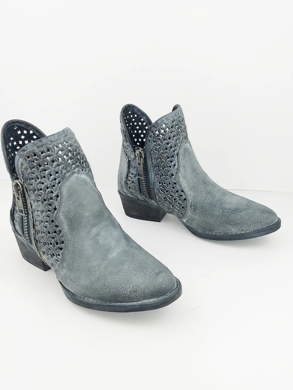Corral Circle G Gray Distressed Cutout Ankle Booties NWOT - Picture 11 of 11